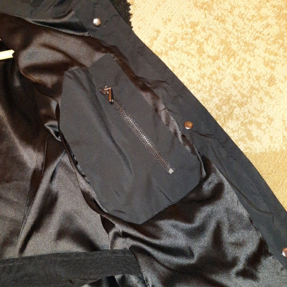Jacket - Picture 6 of 8